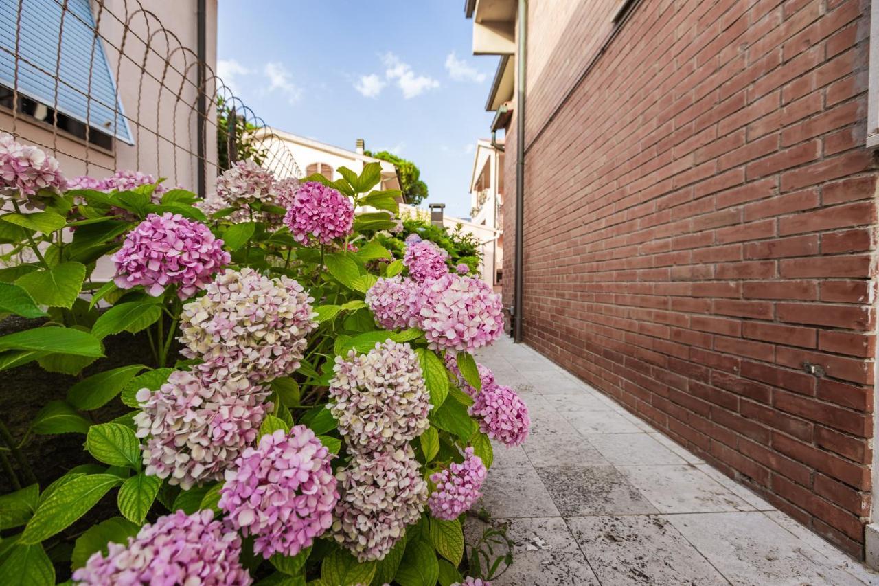 Casa Summer Cecina  Bagian luar foto
